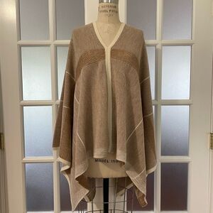 Echoview Fiber Mill Camel-Tan/Ivory Wool Poncho O/S Made In USA